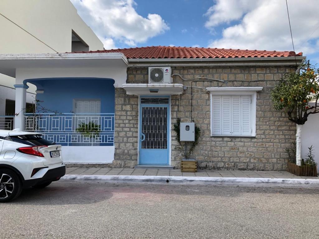 Ανακαινισμενη Μονοκατοικια 125 Τμ Στο Κεντρο Με Κηπο Villa Meszolóngi Kültér fotó